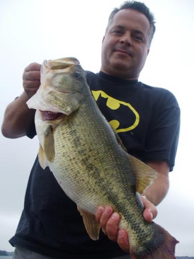 Eric Howe from England with a nice 9lber.